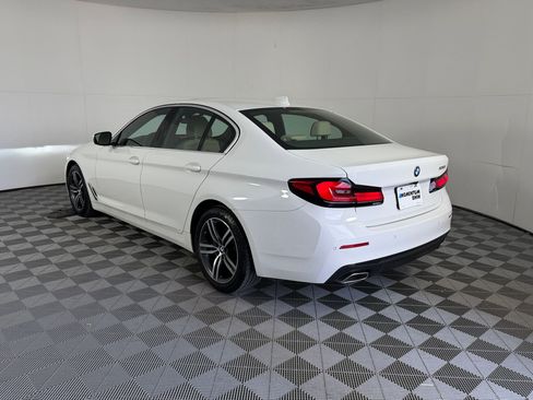 Used 2023 BMW 530i w/ Premium Package RWD image 3