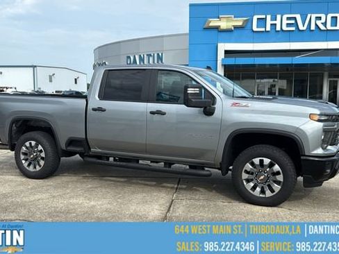 Used 2026 Chevrolet Silverado 2500 Custom w/ Custom Value Package AWD/4WD image 1