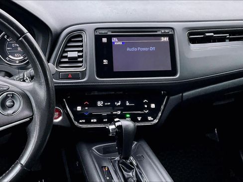 Used 2018 Honda HR-V EX-L image 6