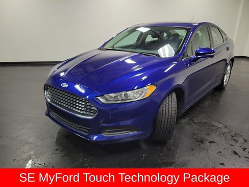 Used 2016 Ford Fusion SE FWD image 5