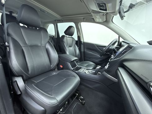 Used 2020 Subaru Forester Limited image 13