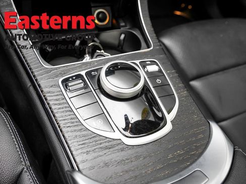 Used 2018 Mercedes-Benz C 300 4MATIC Sedan image 12
