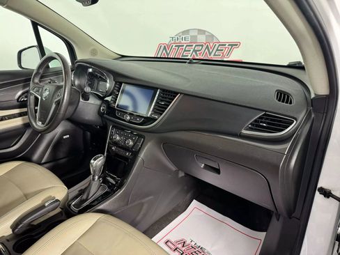 Used 2017 Buick Encore Premium w/ Experience Buick Package image 12