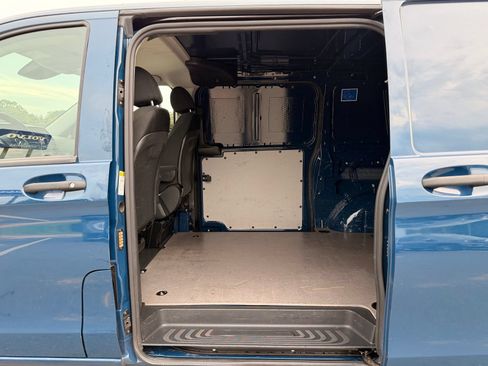 Used 2019 Mercedes-Benz Metris image 16