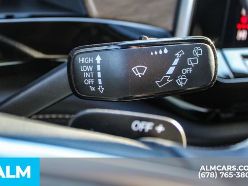 Used 2024 Volkswagen Atlas SE image 33