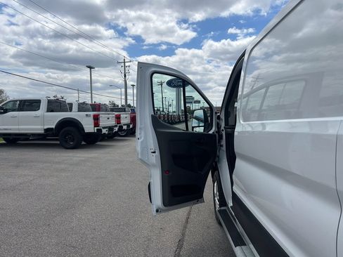Certified 2025 Ford Transit 250 Low Roof w/ Exterior Upgrade Package RWD image 12