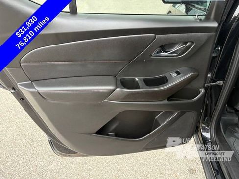 Used 2023 Chevrolet Traverse RS w/ LPO, Floor Liner Package AWD/4WD image 28