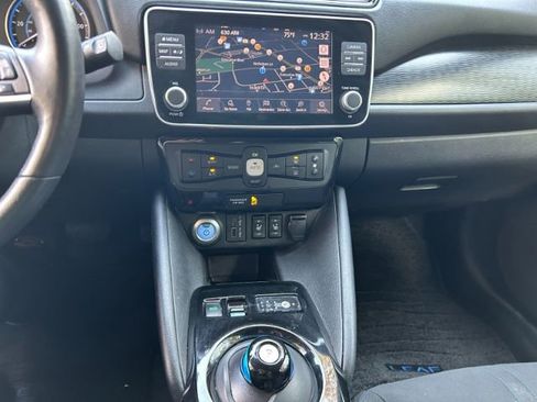 Used 2020 Nissan Leaf SV w/ SV All Weather Package image 16