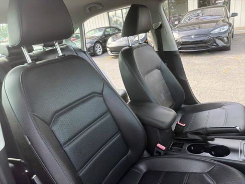 Used 2014 Volkswagen Passat 1.8T Wolfsburg Edition FWD image 23