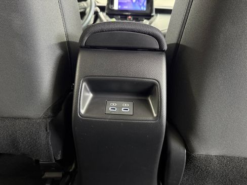 Used 2025 Toyota Corolla LE image 21