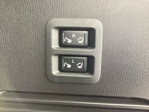 Used 2022 INFINITI QX80 Luxe w/ Cargo Package image 17