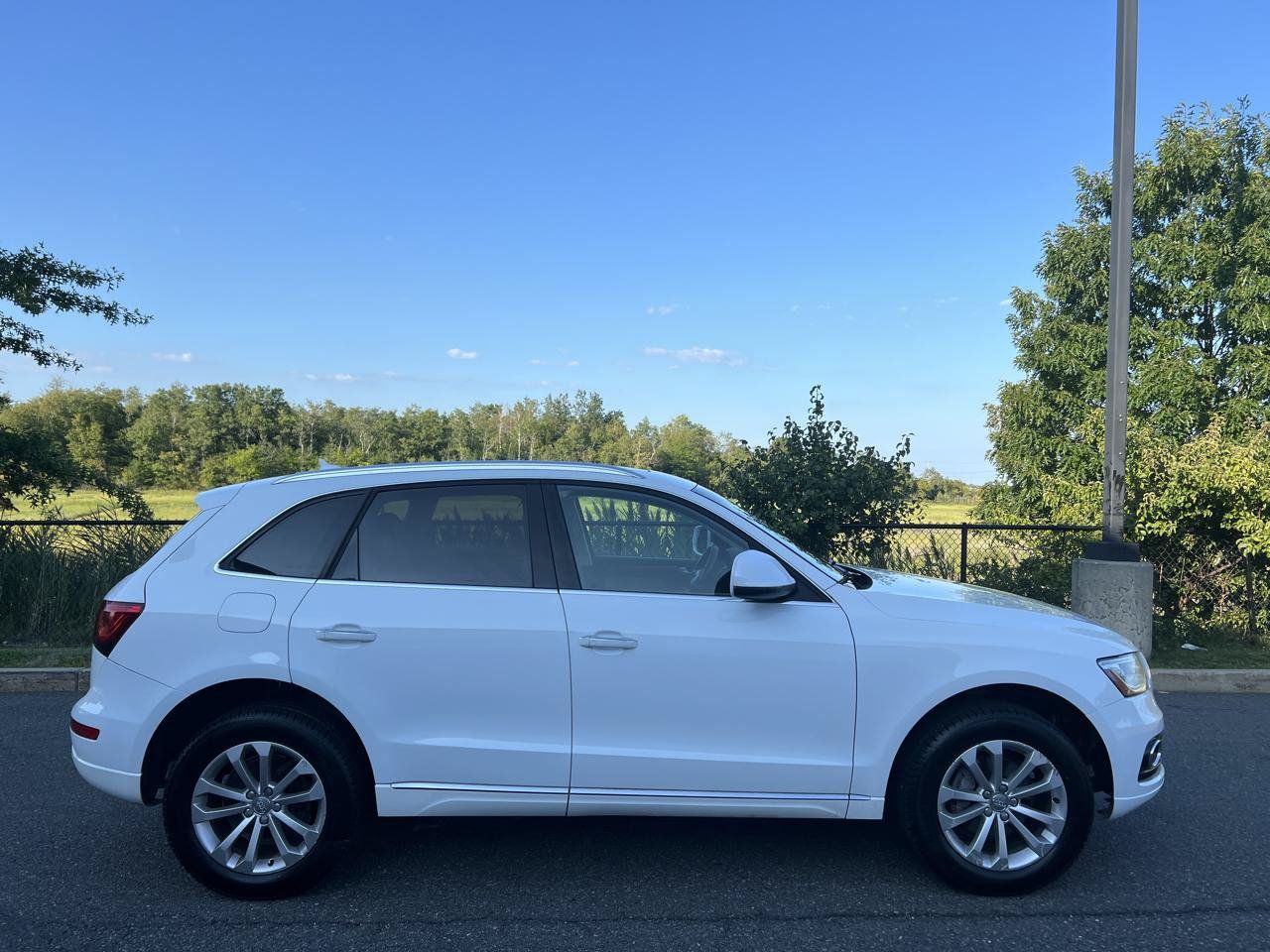 Used 2015 Audi Q5 2.0T Premium Plus AWD/4WD image 3