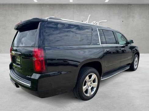 Used 2015 Chevrolet Suburban LTZ image 16