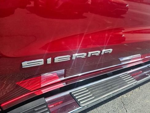 Used 2024 GMC Sierra 1500 SLT w/ SLT Premium Plus Package image 12