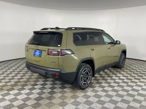 New 2026 Jeep Cherokee Laredo AWD/4WD image 12