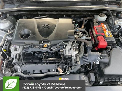 Used 2019 Toyota Camry SE FWD image 28