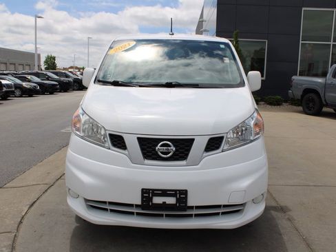Used 2021 Nissan NV200 SV FWD image 2