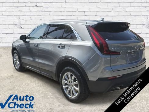 Used 2023 Cadillac XT4 Luxury FWD image 2