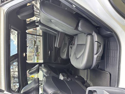 Used 2025 Toyota Grand Highlander AWD Hybrid image 21