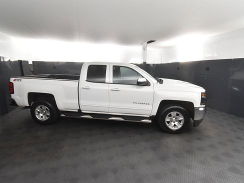Used 2019 Chevrolet Silverado 1500 LT image 3