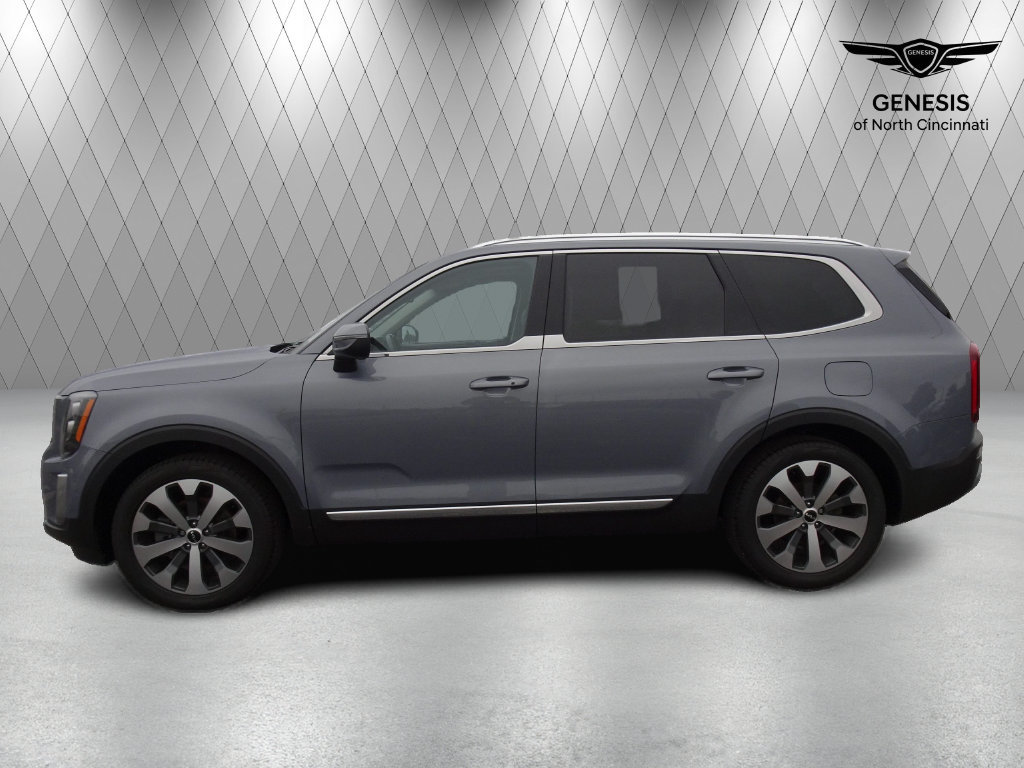 Used 2022 Kia Telluride EX w/ EX Premium Package FWD image 2