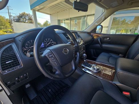 Used 2020 Nissan Armada Platinum w/ Captain's Chairs Package image 10
