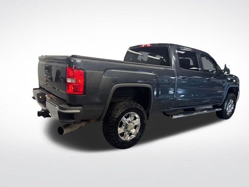 Used 2018 GMC Sierra 2500 SLE w/ SLE Preferred Package AWD/4WD image 5