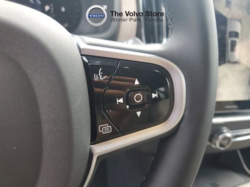 Used 2026 Volvo XC90 B6 Plus w/ Protection Package Premier AWD/4WD image 21