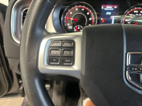 Used 2014 Dodge Charger SXT RWD image 25