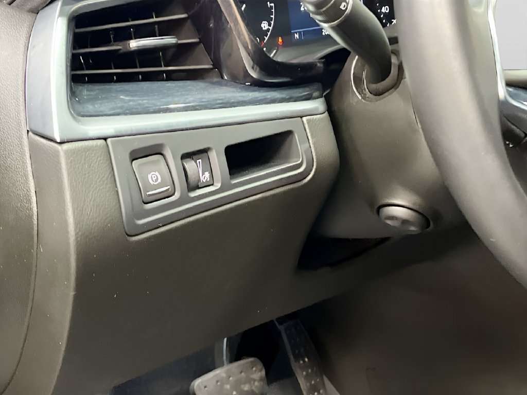Used 2024 Cadillac XT5 Premium Luxury AWD/4WD image 10