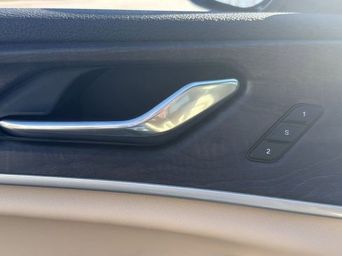 New 2025 Jeep Grand Cherokee Limited image 18