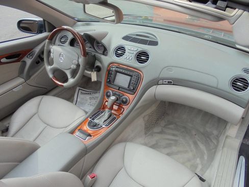 Used 2004 Mercedes-Benz SL 500 w/ Trim Pkg image 15