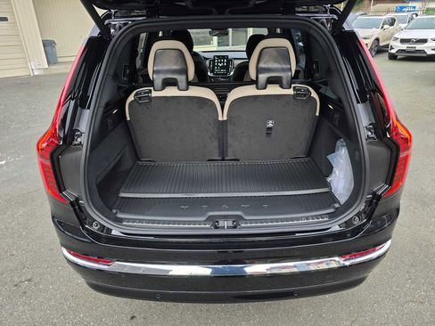 New 2026 Volvo XC90 B6 Plus w/ Protection Package AWD/4WD image 14