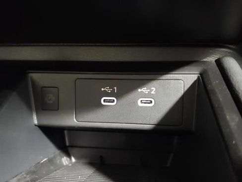 New 2026 Nissan Kicks SR w/ Cold Weather Package image 31