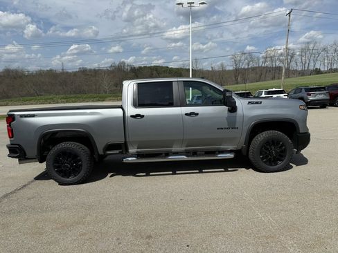 New 2026 Chevrolet Silverado 2500 LT w/ Trail Boss Package AWD/4WD image 6