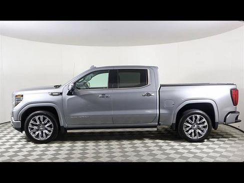 Used 2024 GMC Sierra 1500 Denali RWD image 1