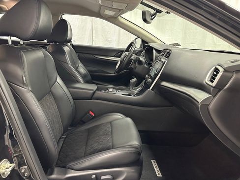 Used 2017 Nissan Maxima SR w/ Midnight Edition image 56