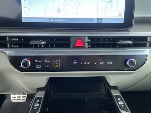 New 2026 Kia Sorento SX Prestige image 24