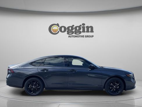 New 2025 Honda Accord SE image 7