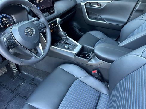 Used 2024 Toyota RAV4 XSE w/ Advanced Technology Package AWD/4WD image 9
