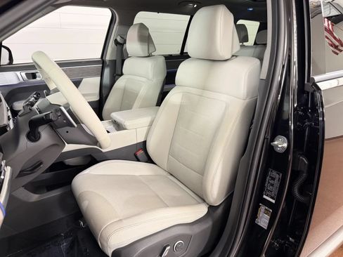 Used 2024 Hyundai Santa Fe Limited AWD/4WD image 12
