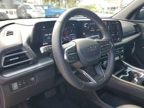 Certified 2026 Chevrolet Traverse LT w/ Midnight/Sport Edition image 18