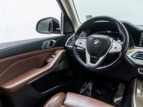 Used 2020 BMW X7 xDrive50i w/ Dynamic Handling Package AWD/4WD image 37