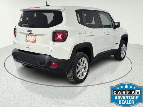 Used 2023 Jeep Renegade Latitude AWD/4WD image 7