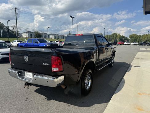 Used 2018 RAM 3500 Tradesman w/ Chrome Appearance Group AWD/4WD image 33