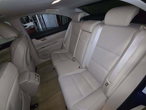 Used 2013 Lexus ES 350 w/ Luxury Pkg FWD image 9