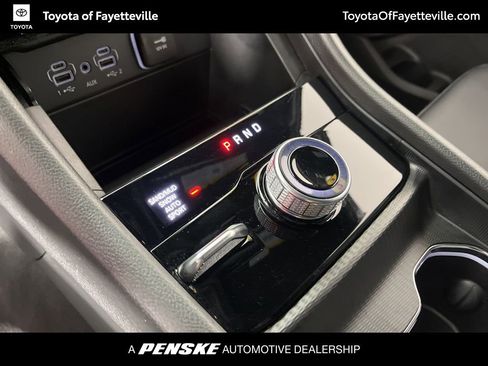 Used 2024 Jeep Grand Cherokee L Limited w/ Trailer Tow Package image 35