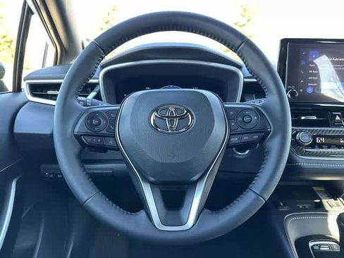 Used 2025 Toyota Corolla XSE image 7