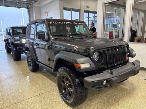 Used 2021 Jeep Wrangler Sport AWD/4WD image 3