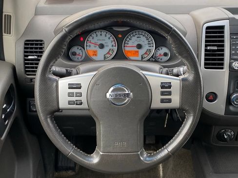 Used 2013 Nissan Frontier PRO-4X AWD/4WD image 21